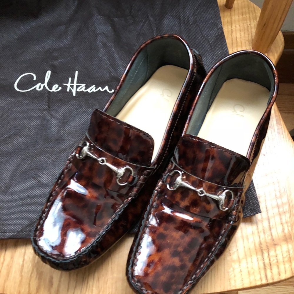 Leopard driving shoes